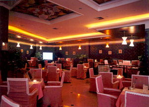 湖北夷陵中學(xué) 人走三峽,書讀夷陵