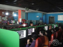 全場(chǎng)配置爽玩星際2 亨特爾技嘉金牌網(wǎng)吧開(kāi)業(yè)