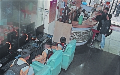 章魚(yú)網(wǎng)吧昨被停業(yè)整頓15天