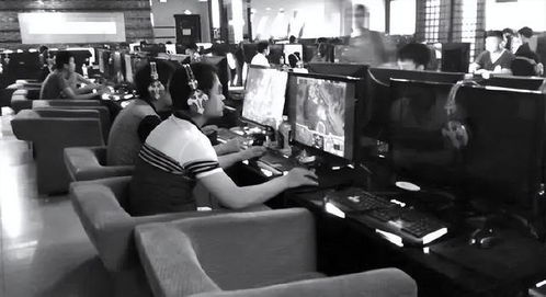 17歲男孩泡網(wǎng)吧一個月直到暈倒,檢查時肺部多處爛掉確診肺結(jié)核