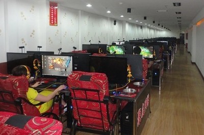 技嘉B75超耐久主板熱賣 西北首家7系列網(wǎng)吧誕生